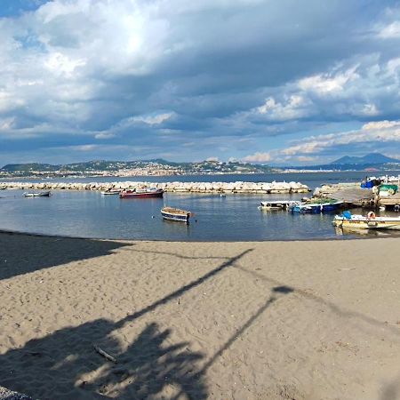 Casa Vacanza Agrippina Bacoli Exteriör bild