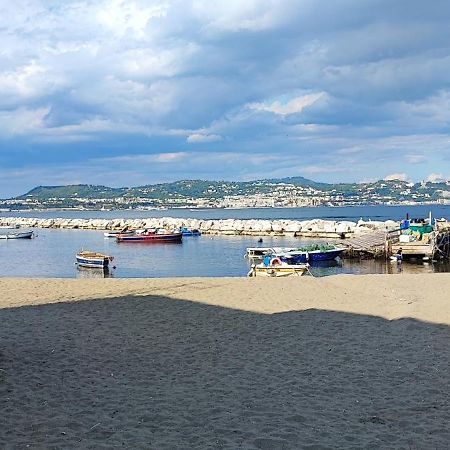 Casa Vacanza Agrippina Bacoli Exteriör bild