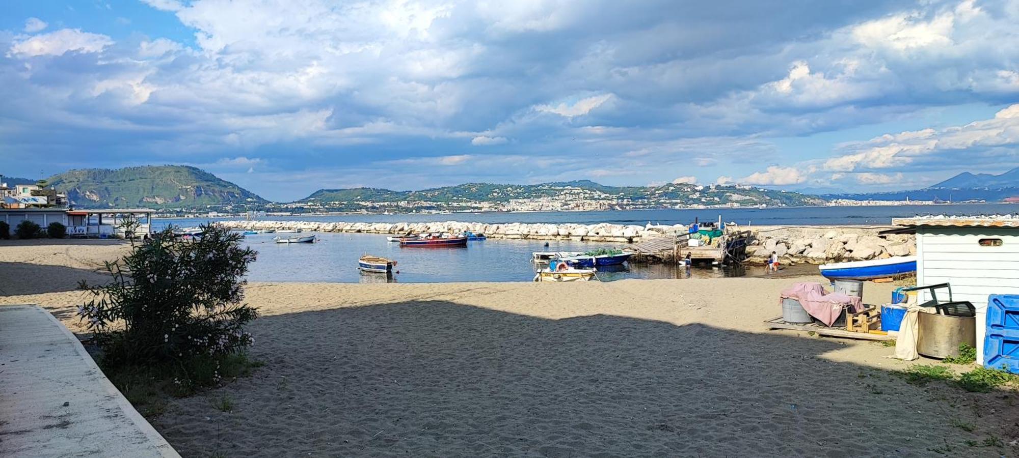 Casa Vacanza Agrippina Bacoli Exteriör bild